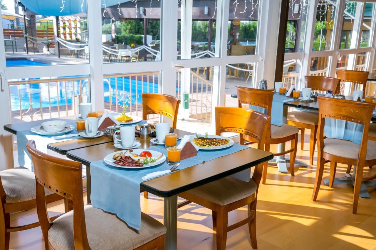 Fitosinn Hotel Geroskipou Exteriör bild