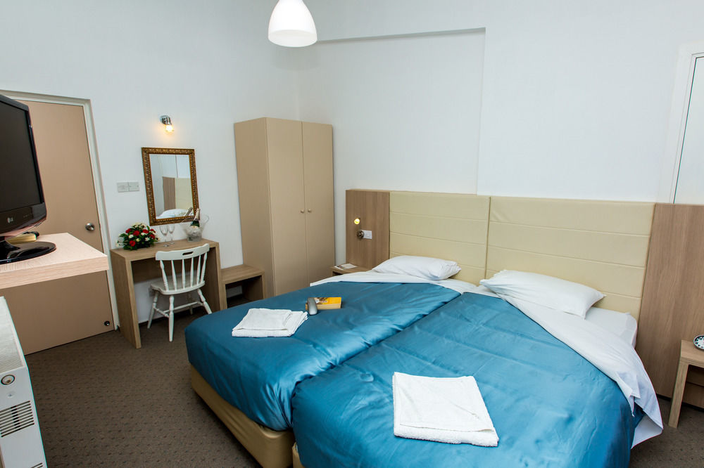 Fitosinn Hotel Geroskipou Exteriör bild